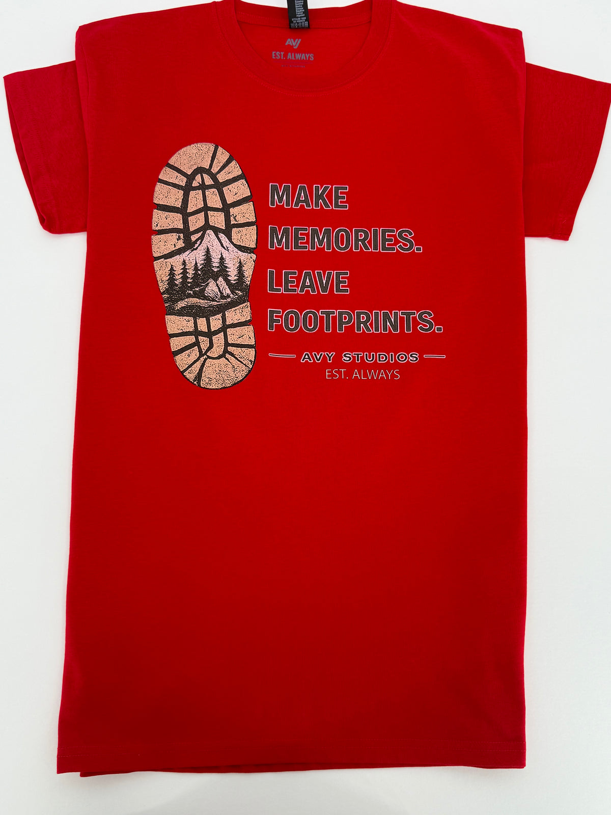 Make Memories. Leave Footprints. Tee